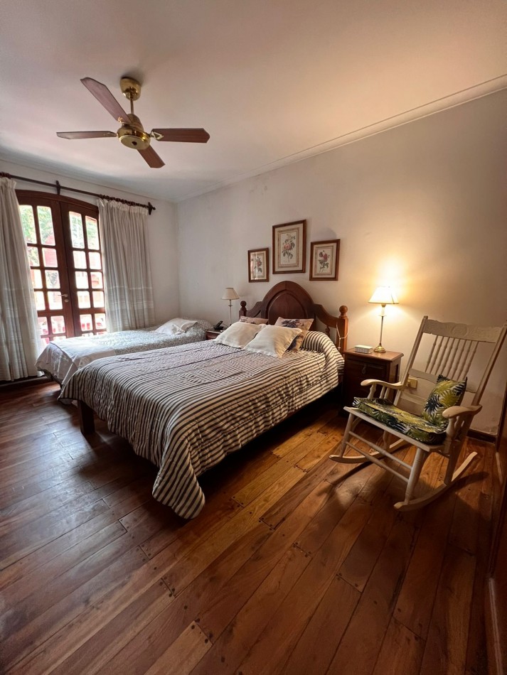 CASA CENTRICA EN VENTA - POSADAS 