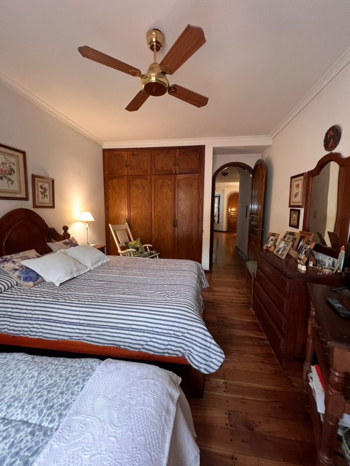 CASA CENTRICA EN VENTA - POSADAS 
