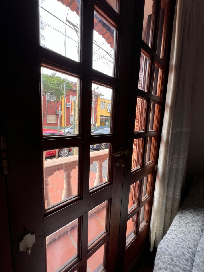 CASA CENTRICA EN VENTA - POSADAS 