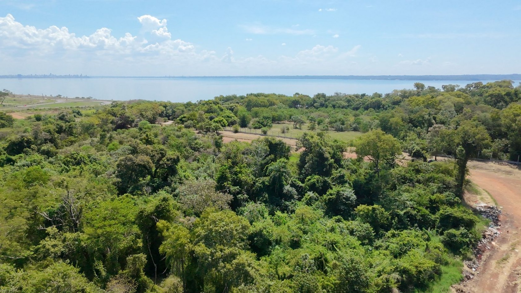 HECTAREAS EN VENTA - ACCESO SUR GARUPA