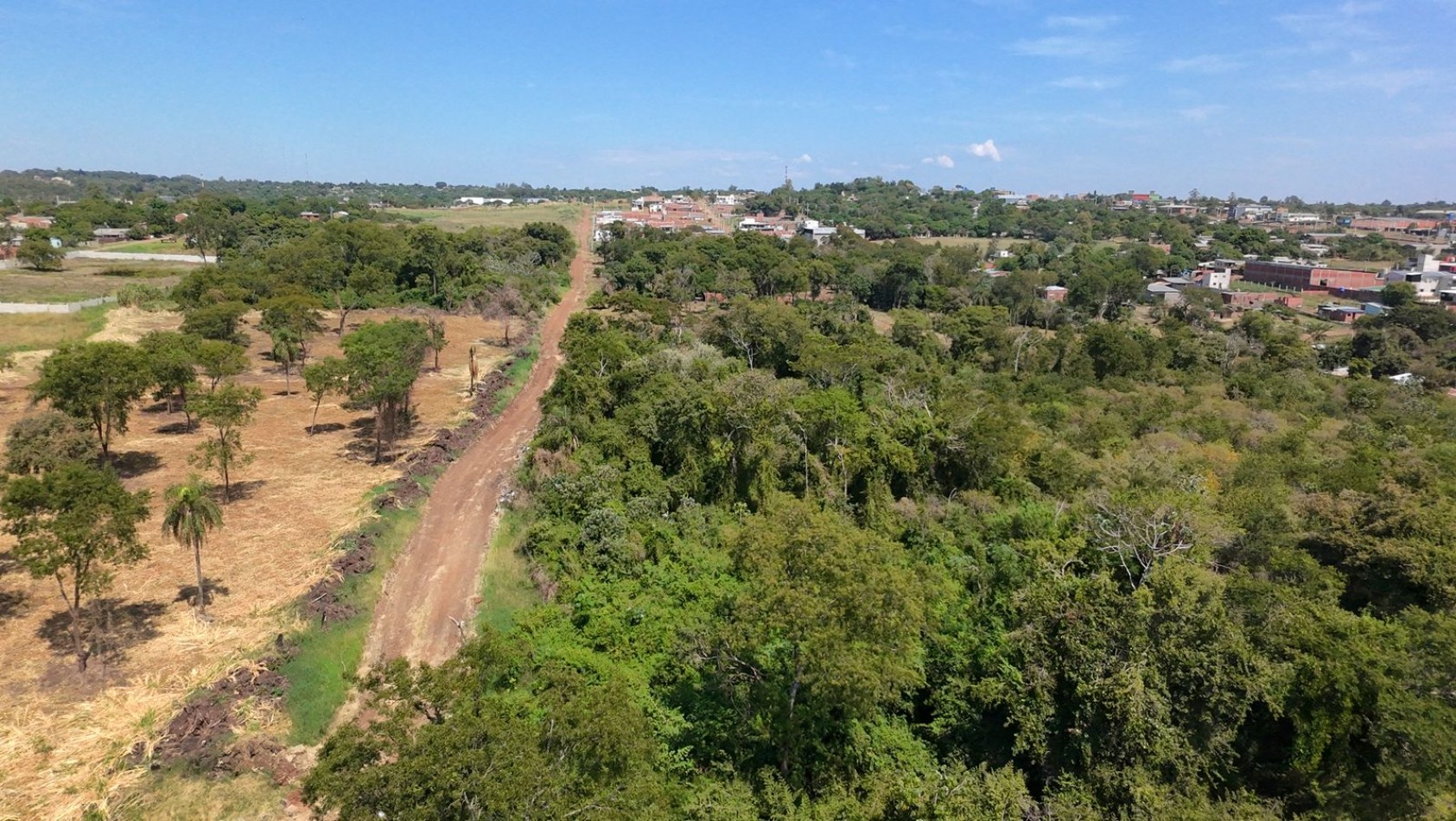HECTAREAS EN VENTA - ACCESO SUR GARUPA